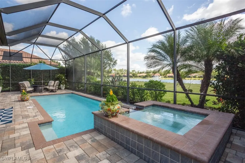 1422 Mockingbird Drive Naples FL 34120