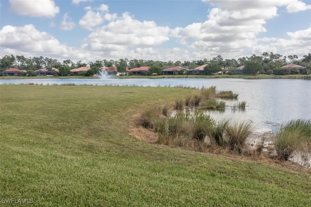 1422 Mockingbird Drive Naples FL 34120