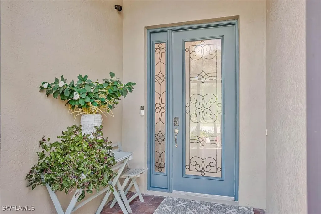 1422 Mockingbird Drive Naples FL 34120