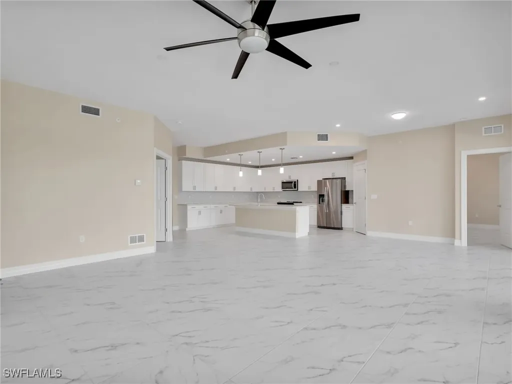 257 Indies Drive E Naples FL 34114