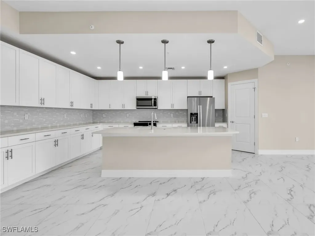 257 Indies Drive E Naples FL 34114