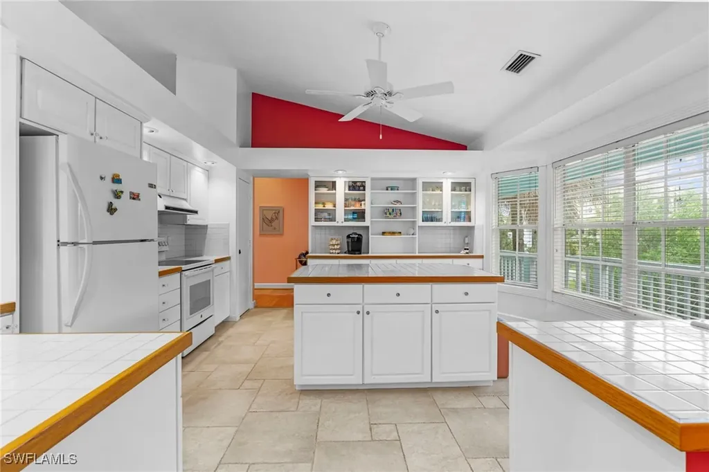 380 Periwinkle Court Marco Island FL 34145
