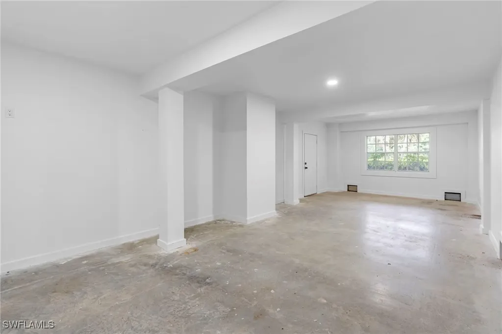 380 Periwinkle Court Marco Island FL 34145