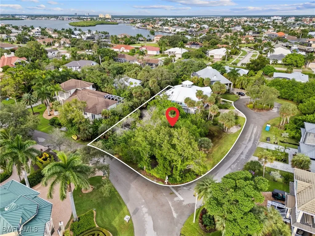 380 Periwinkle Court Marco Island FL 34145