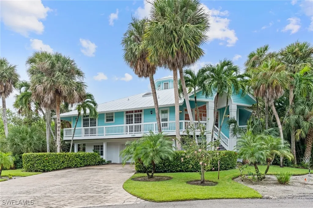 380 Periwinkle Court Marco Island FL 34145