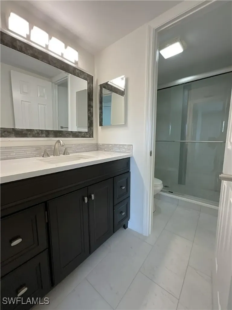 4170 Crayton Road Naples FL 34103