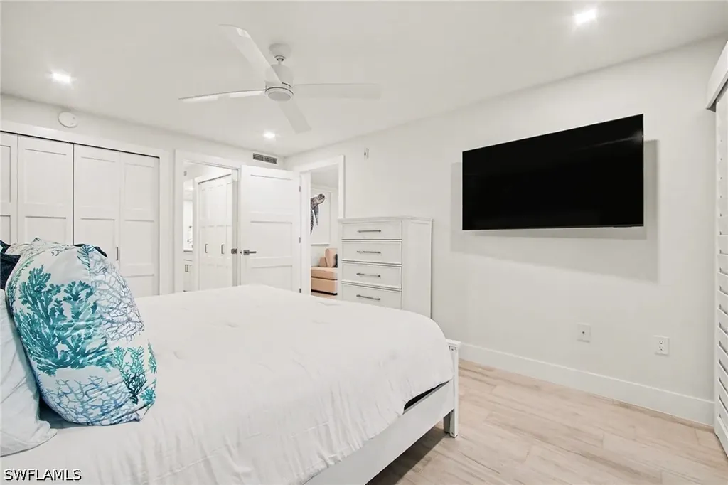 25870 Hickory Boulevard Bonita Springs FL 34134