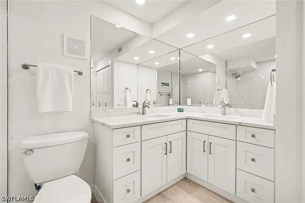 25870 Hickory Boulevard Bonita Springs FL 34134