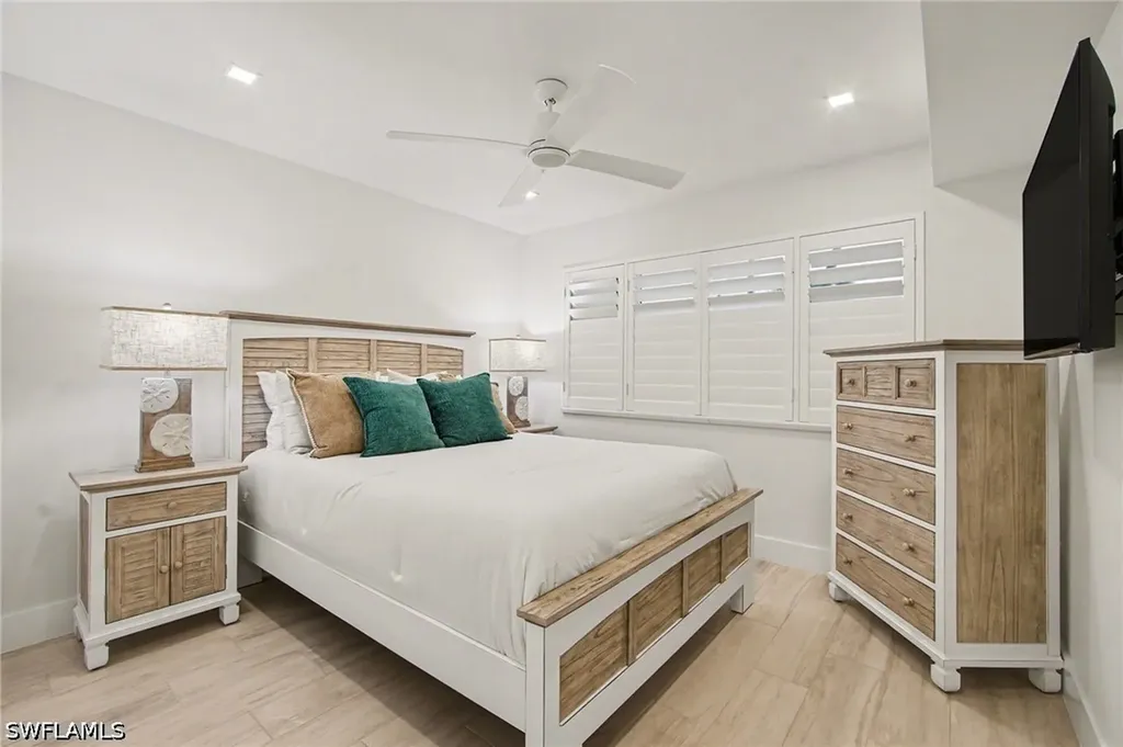 25870 Hickory Boulevard Bonita Springs FL 34134