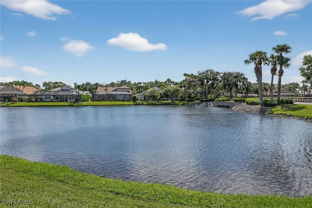 522 Cormorant Cove Naples FL 34113
