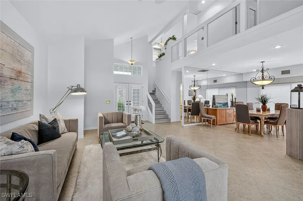 522 Cormorant Cove Naples FL 34113