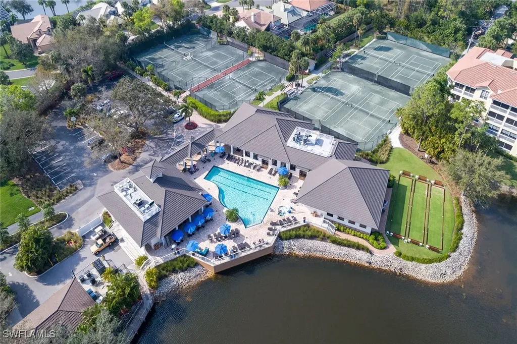 522 Cormorant Cove Naples FL 34113