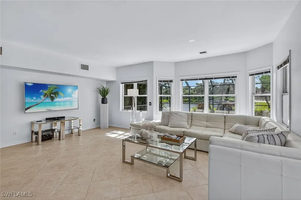 522 Cormorant Cove Naples FL 34113