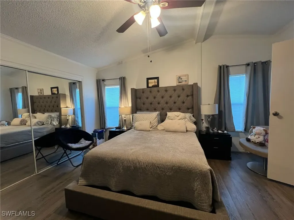 16 Derhenson Drive Naples FL 34114