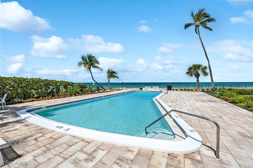 2121 Gulf Shore Boulevard N Naples FL 34102