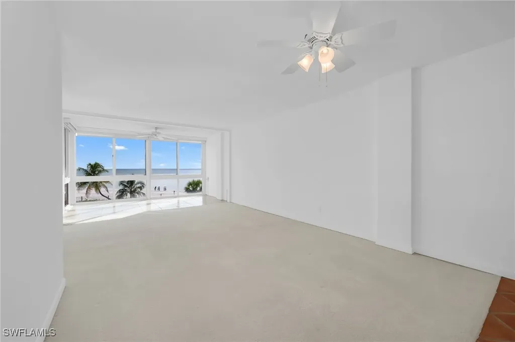 2121 Gulf Shore Boulevard N Naples FL 34102