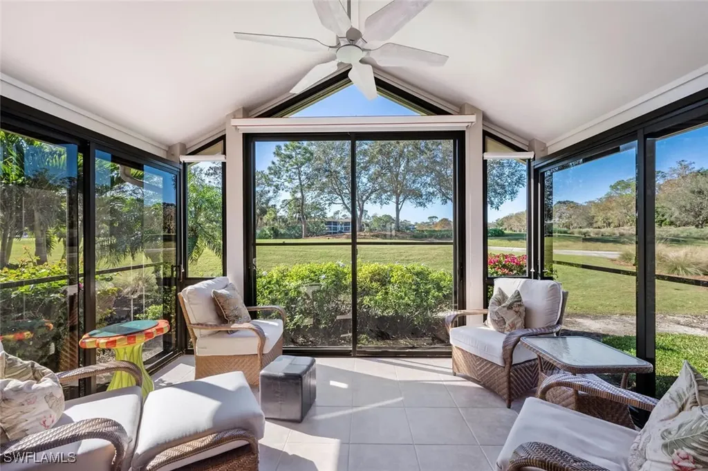 20 Water Oaks Way Naples FL 34105