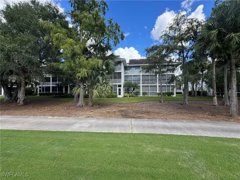 776 Eagle Creek Drive Naples FL 34113