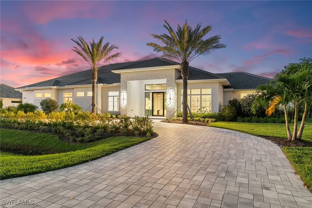 2337 Anthony Court Naples FL 34109
