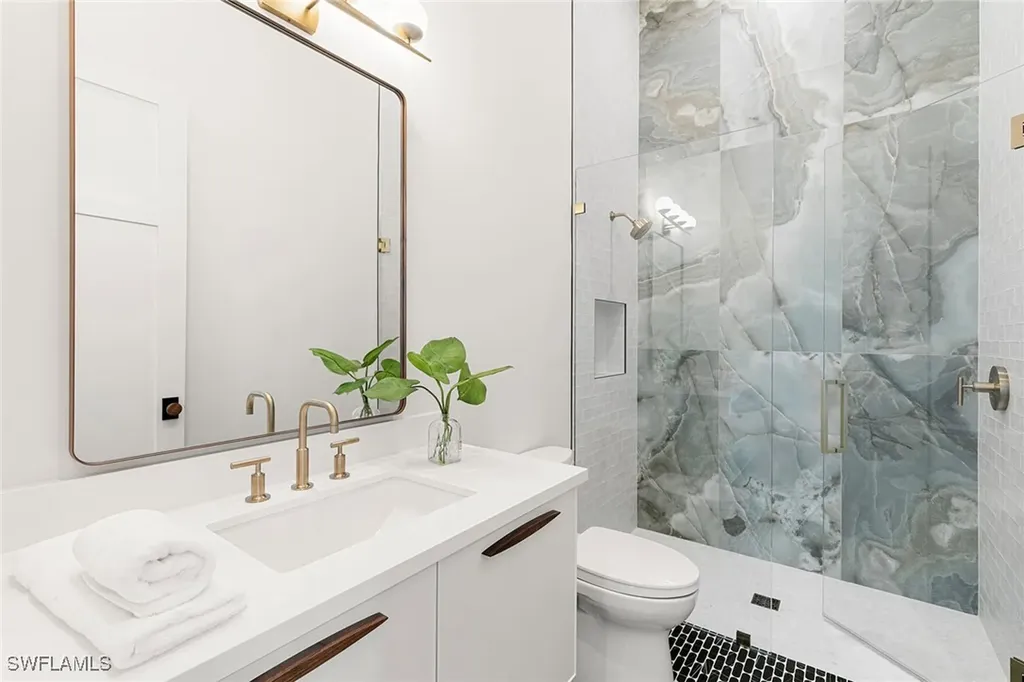 2337 Anthony Court Naples FL 34109