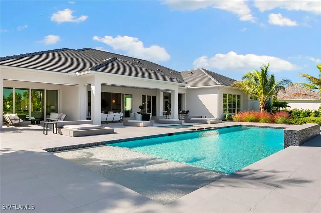 2337 Anthony Court Naples FL 34109