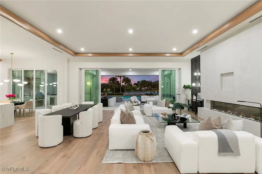 2337 Anthony Court Naples FL 34109