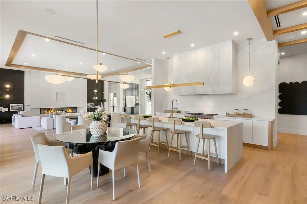 2337 Anthony Court Naples FL 34109
