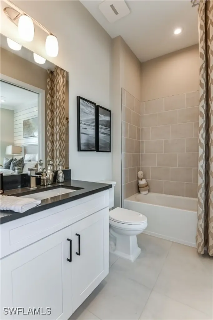 15323 Lucerna Street Naples FL 34114