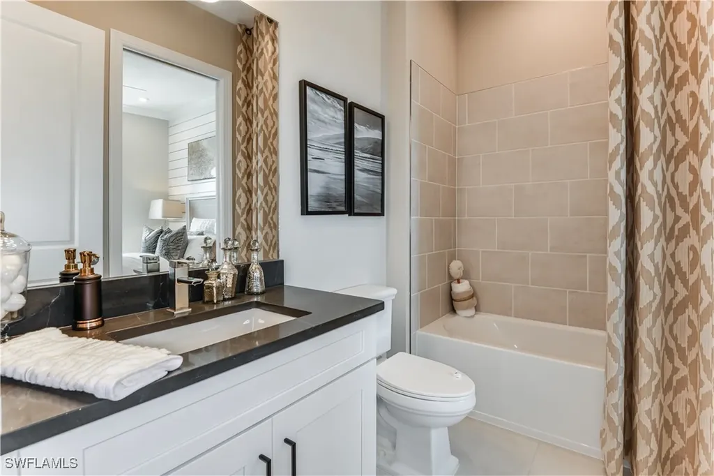 15323 Lucerna Street Naples FL 34114