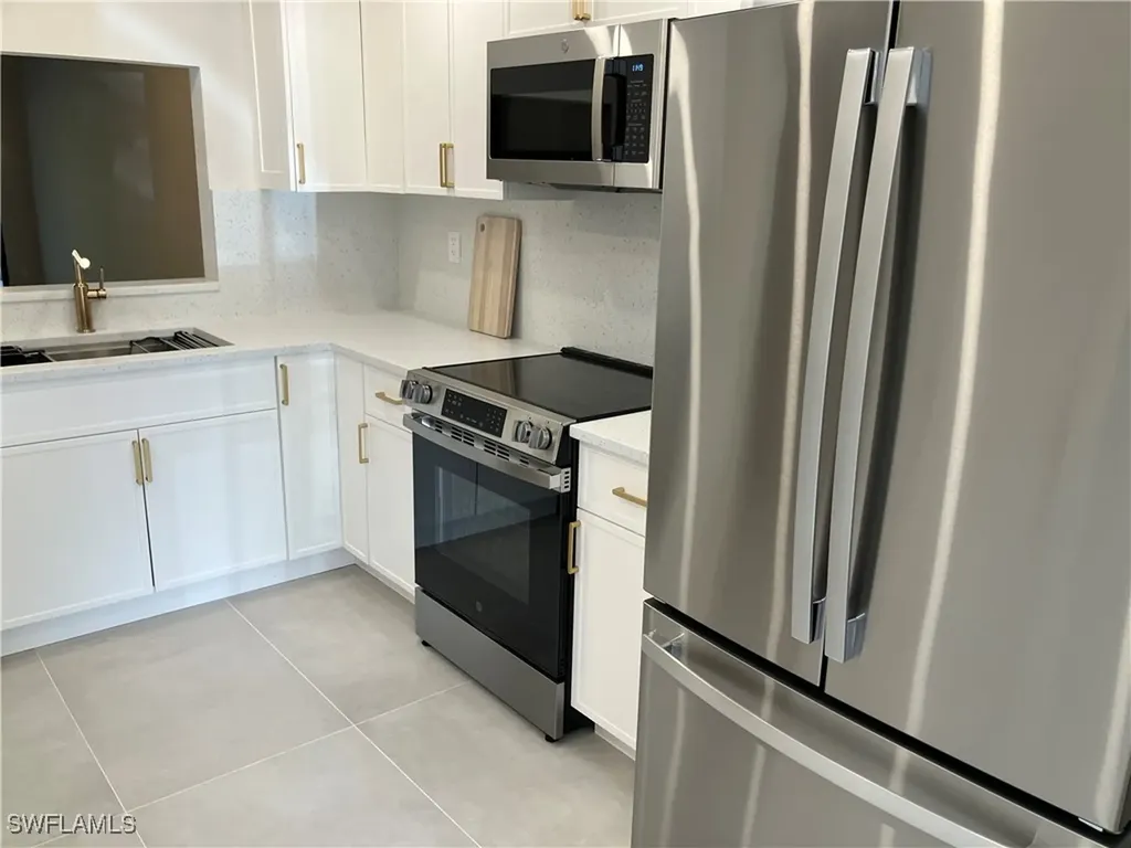 1826 Kings Lake Boulevard Naples FL 34112