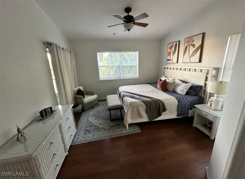 4910 Cougar Court N Naples FL 34109