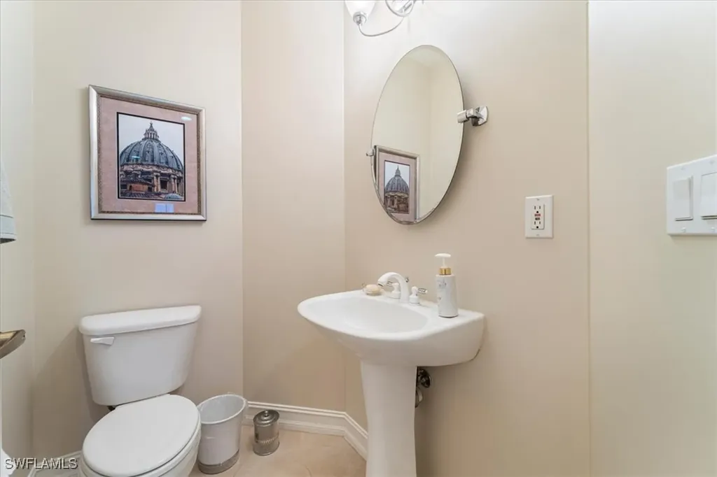 1845 Les Chateaux Boulevard Naples FL 34109