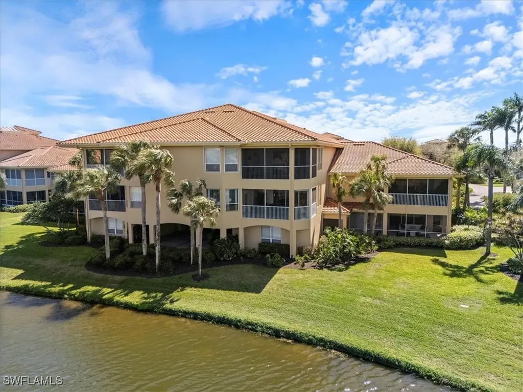 1845 Les Chateaux Boulevard Naples FL 34109