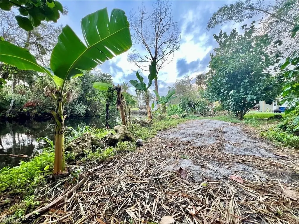 10141 Kentucky Street Bonita Springs FL 34135