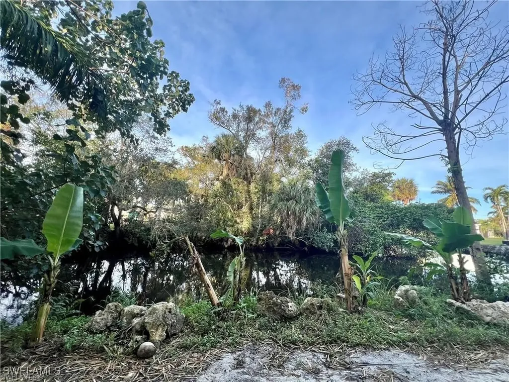 10141 Kentucky Street Bonita Springs FL 34135