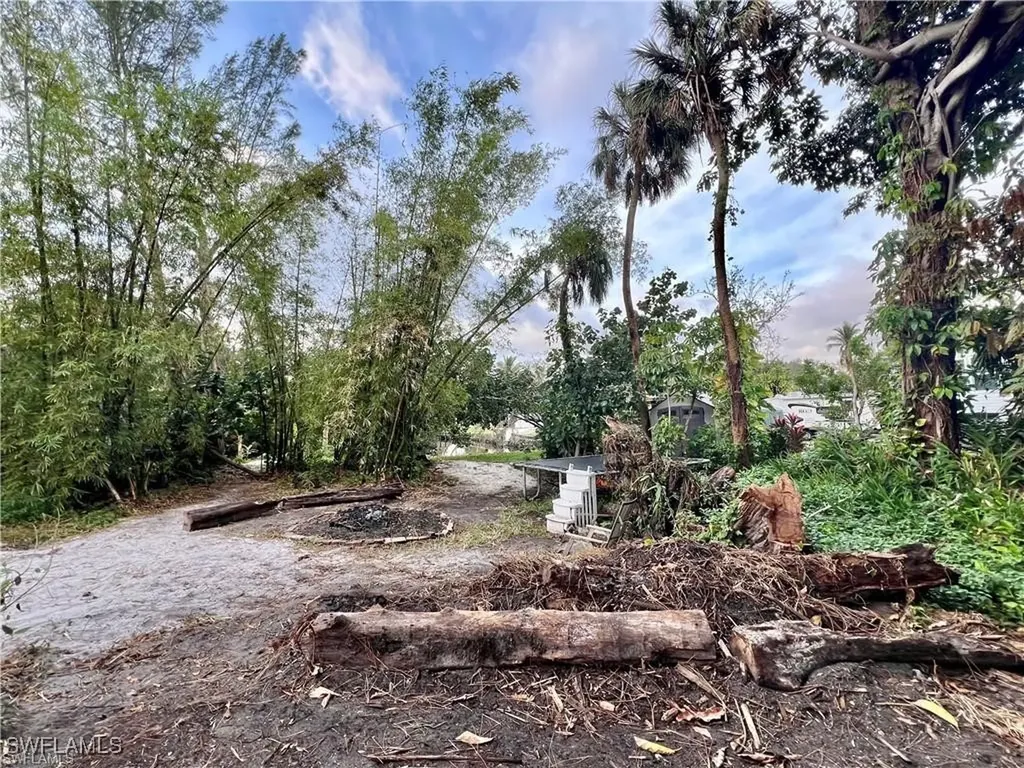 10141 Kentucky Street Bonita Springs FL 34135