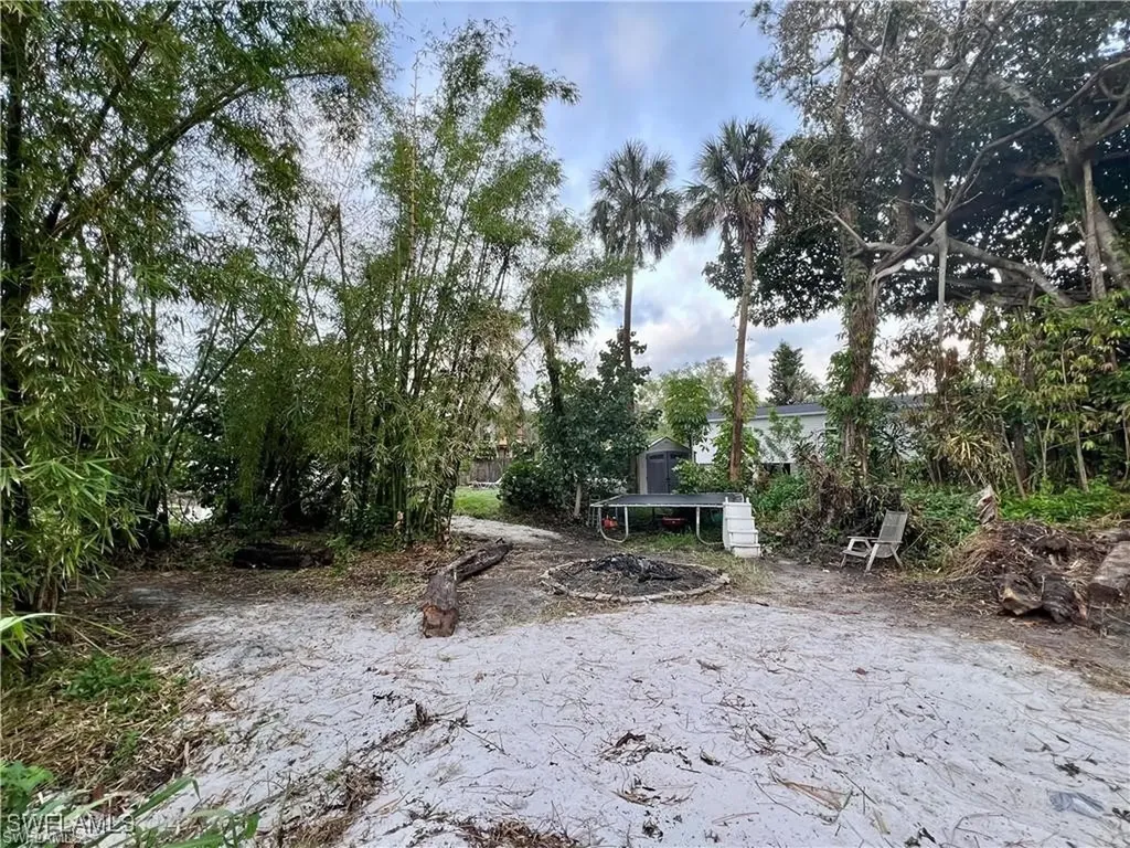 10141 Kentucky Street Bonita Springs FL 34135