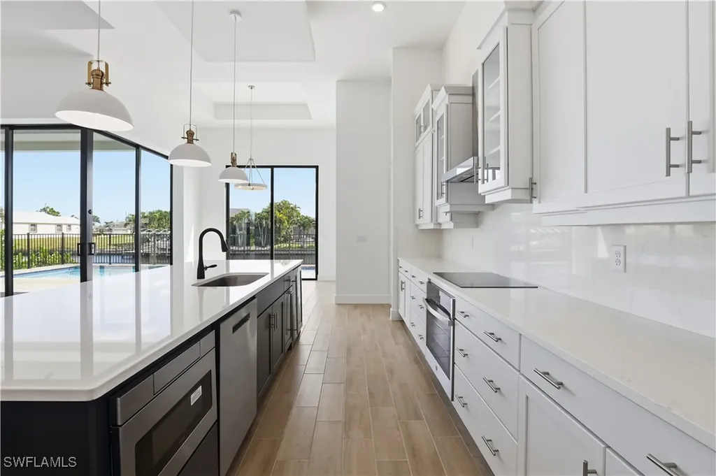 609 NW 38th Avenue Cape Coral FL 33993