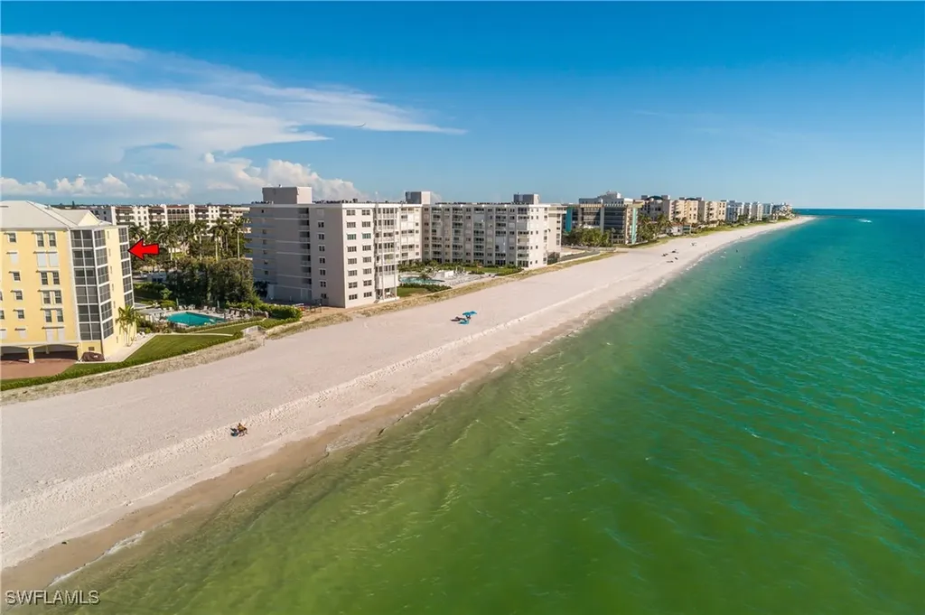 3483 Gulf Shore Boulevard N Naples FL 34103
