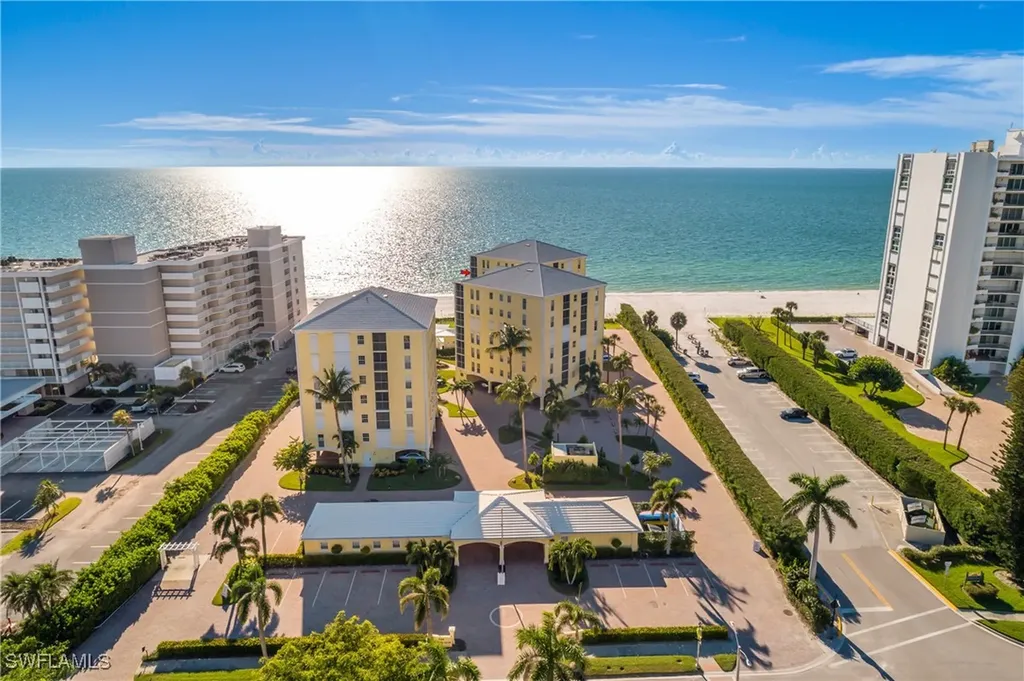3483 Gulf Shore Boulevard N Naples FL 34103