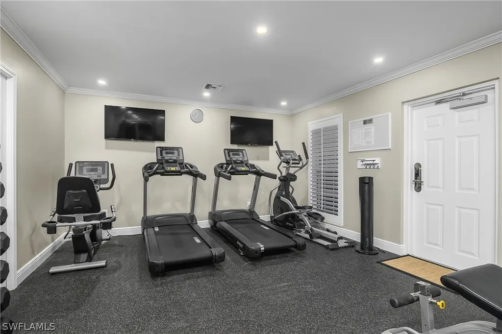 3483 Gulf Shore Boulevard N Naples FL 34103