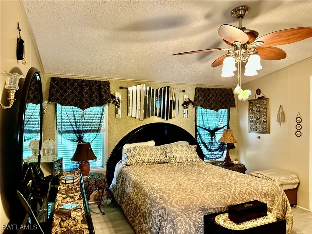 19621 N Tamiami Trail North Fort Myers FL 33903