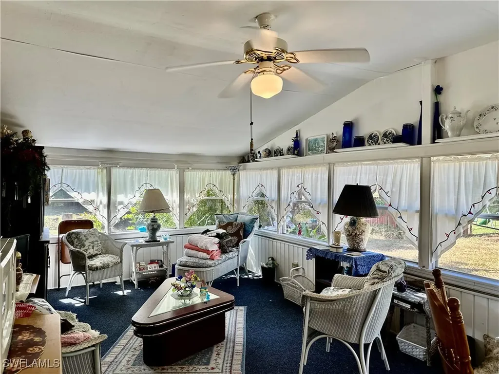 19621 N Tamiami Trail North Fort Myers FL 33903