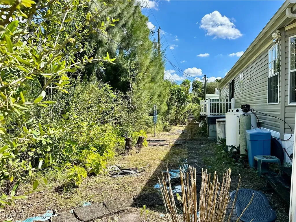 19621 N Tamiami Trail North Fort Myers FL 33903