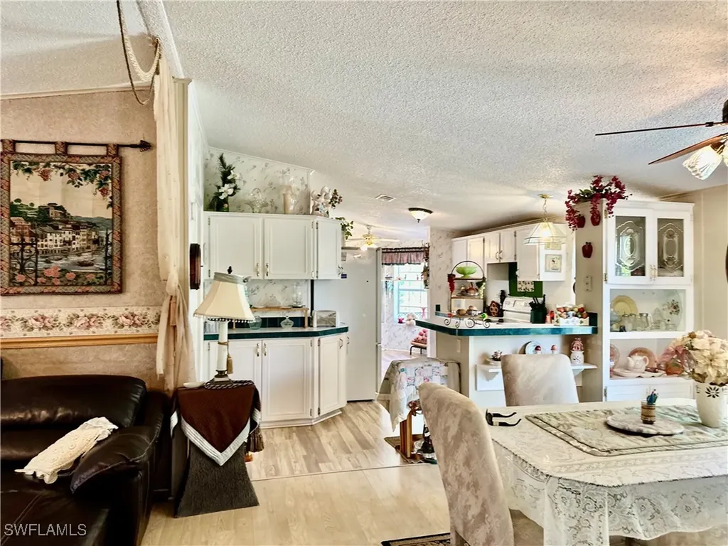 19621 N Tamiami Trail North Fort Myers FL 33903