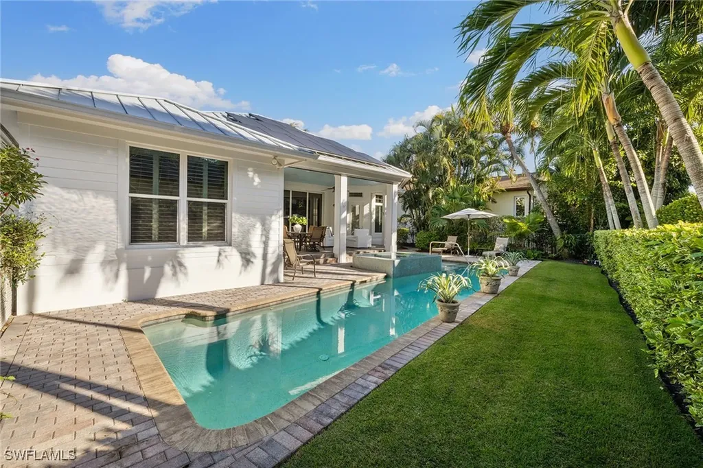 642 Bougainvillea Road Naples FL 34102