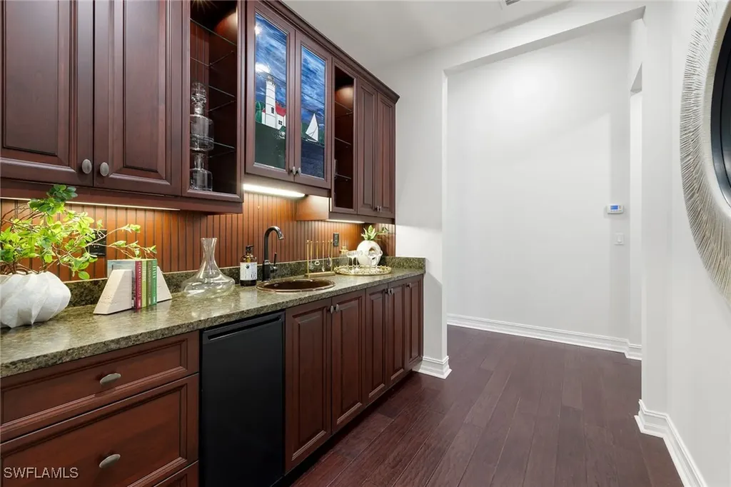 642 Bougainvillea Road Naples FL 34102