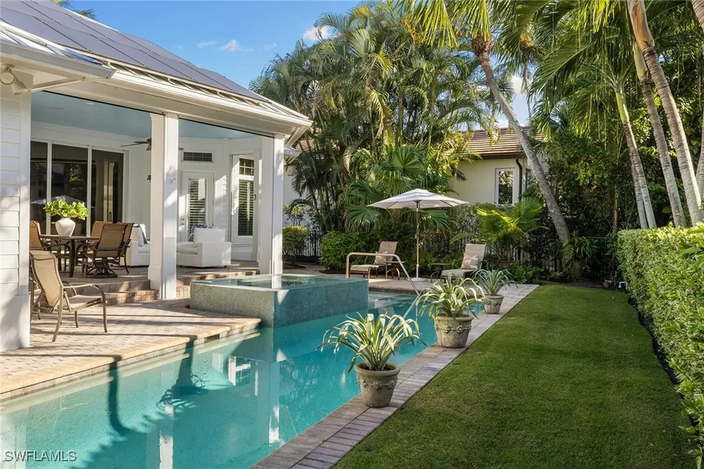 642 Bougainvillea Road Naples FL 34102
