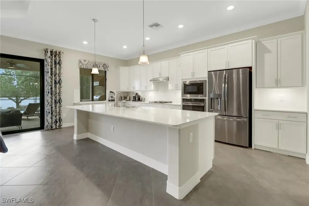 1878 Mustique Street Naples FL 34120
