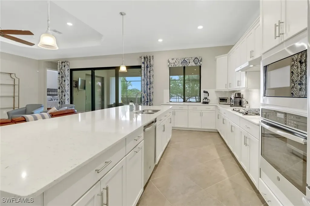 1878 Mustique Street Naples FL 34120